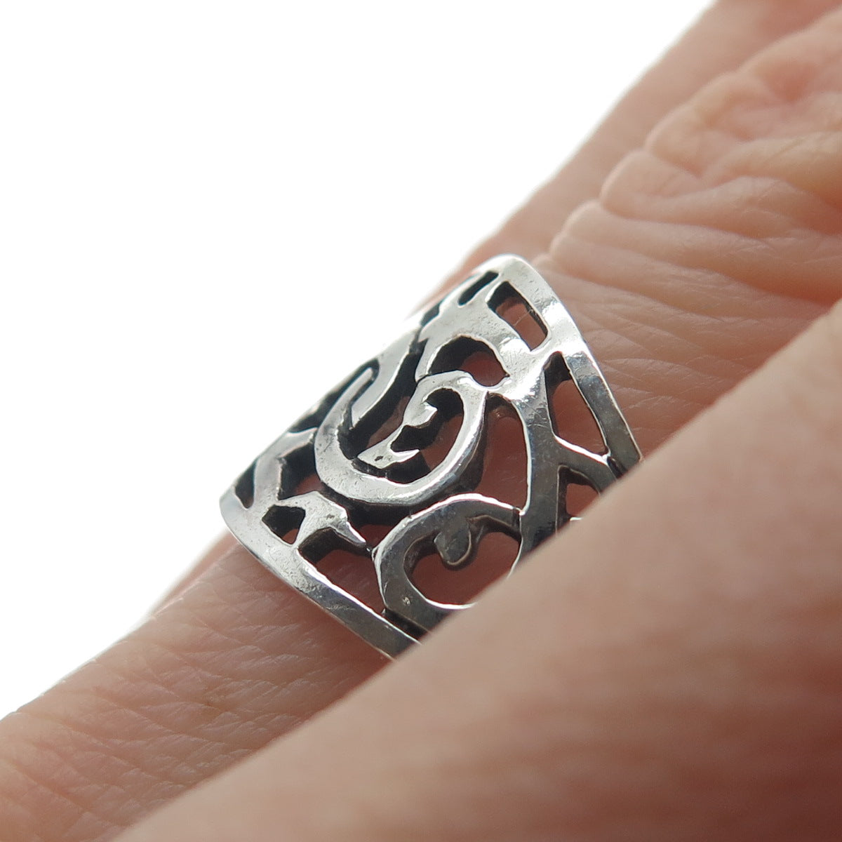 925 Sterling Silver Vintage Celtic Knot Ring Size 9.25