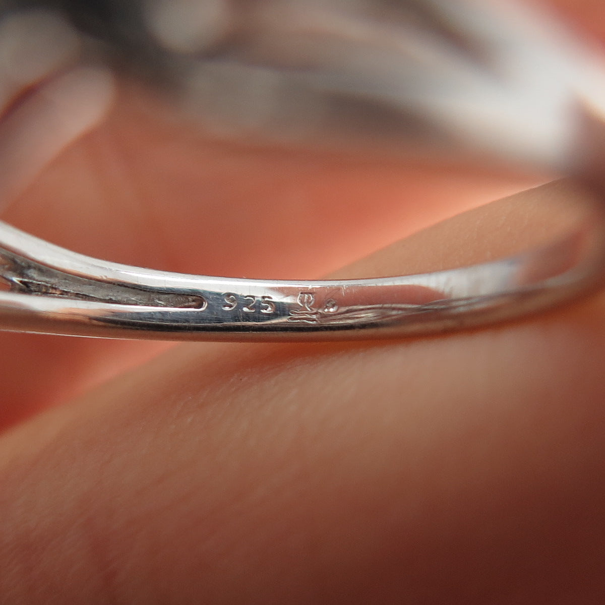 925 Sterling Silver Real Round-Cut Diamond Twisted Ring Size 7