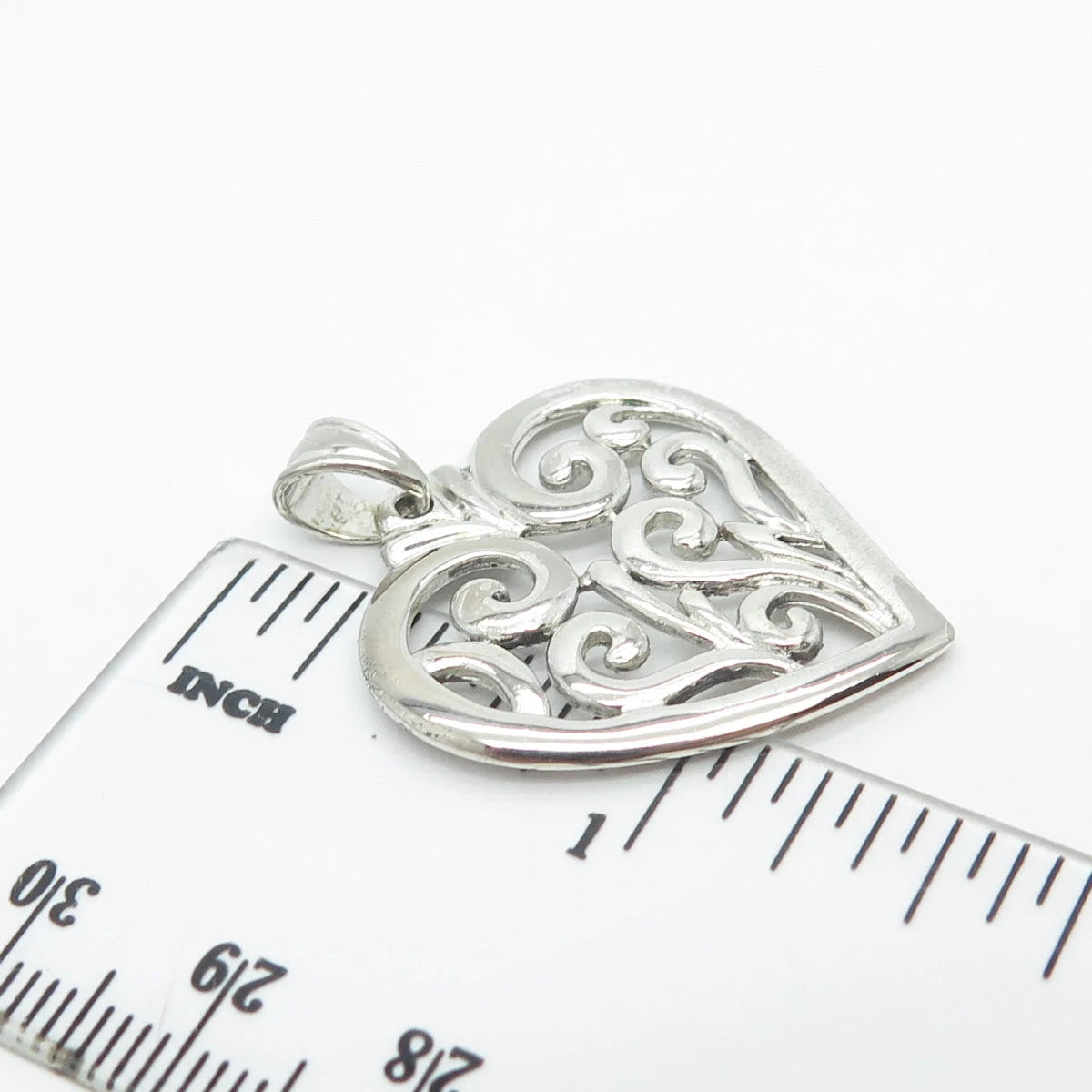 925 Sterling Silver Vintage Swirl Heart Pendant