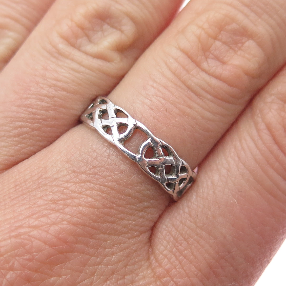 CELLINI 925 Sterling Silver Vintage Celtic Knot Band Ring Size 8.25