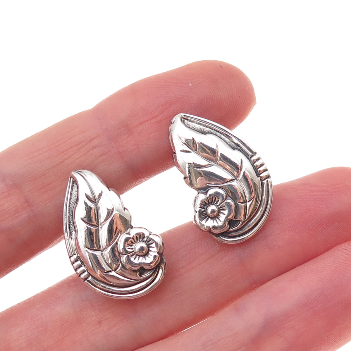 Danecraft 925 Sterling Silver Antique Art Deco Floral Screw Back Earrings