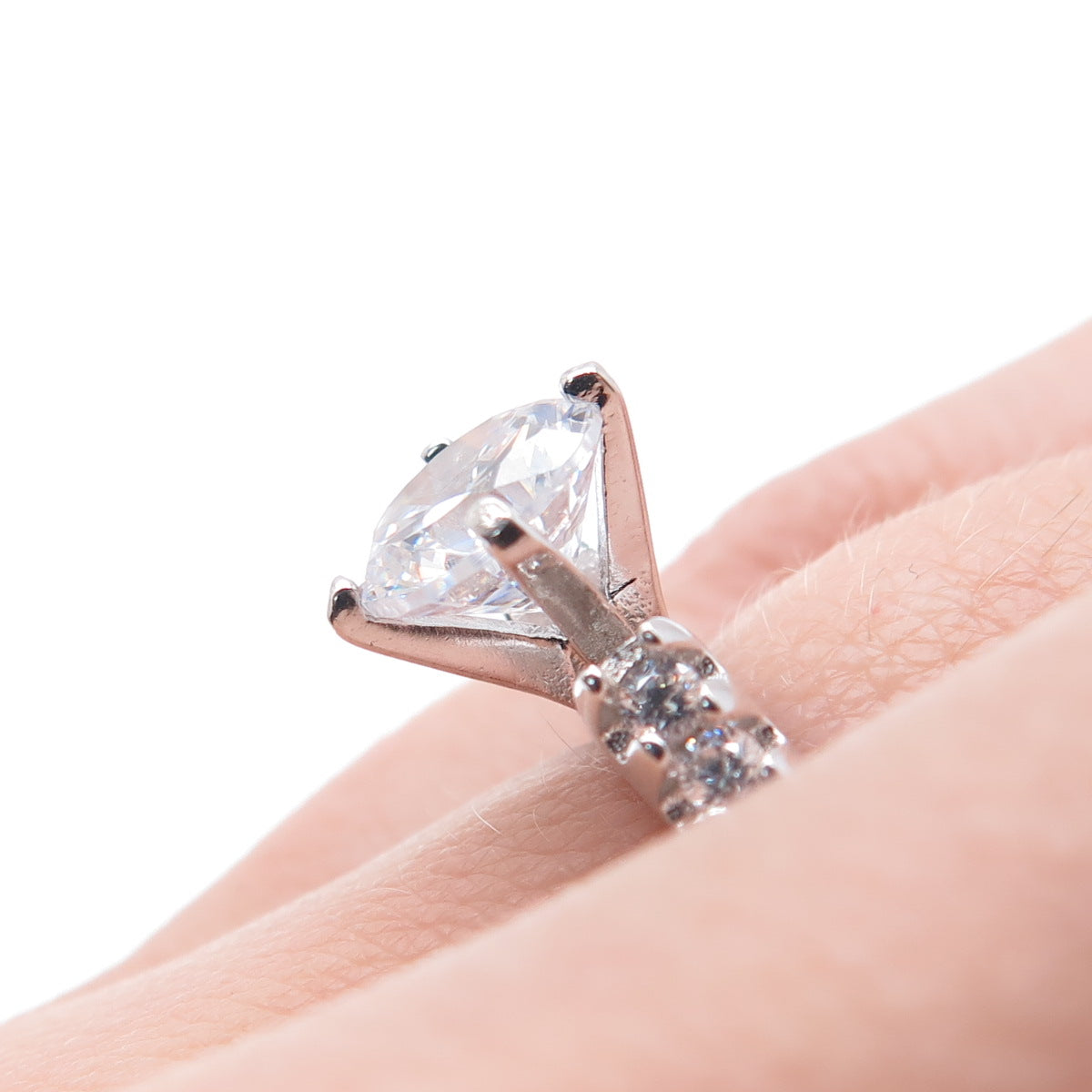 925 Sterling Silver Round-Cut C Z Engagement Ring Size 7