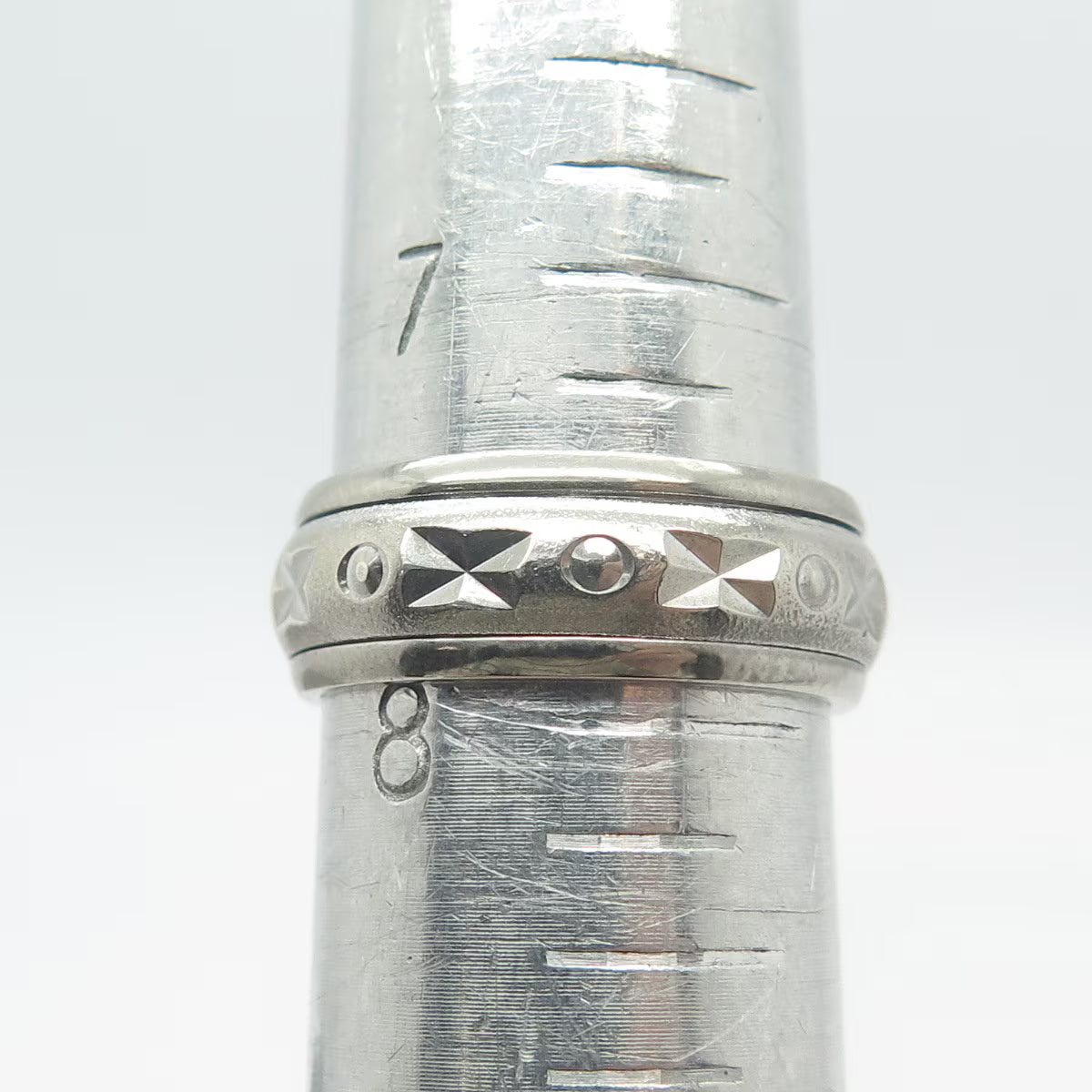 925 Sterling Silver Vintage Rotating Band Ring Size 7.75