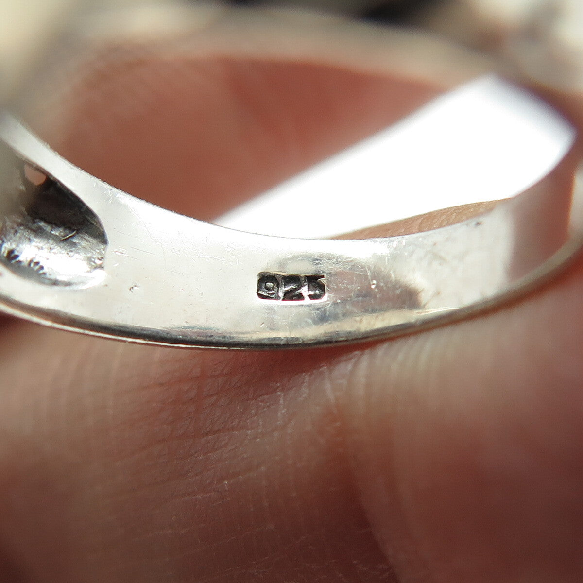 925 Sterling Silver Vintage Pebble Wide Ring Size 7