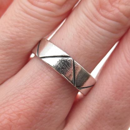 925 Sterling Silver Vintage Zig Zag Oxidized Band Ring Size 8