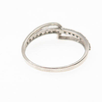 925 Sterling Silver Round-Cut C Z Wavy Ring Size 7.5