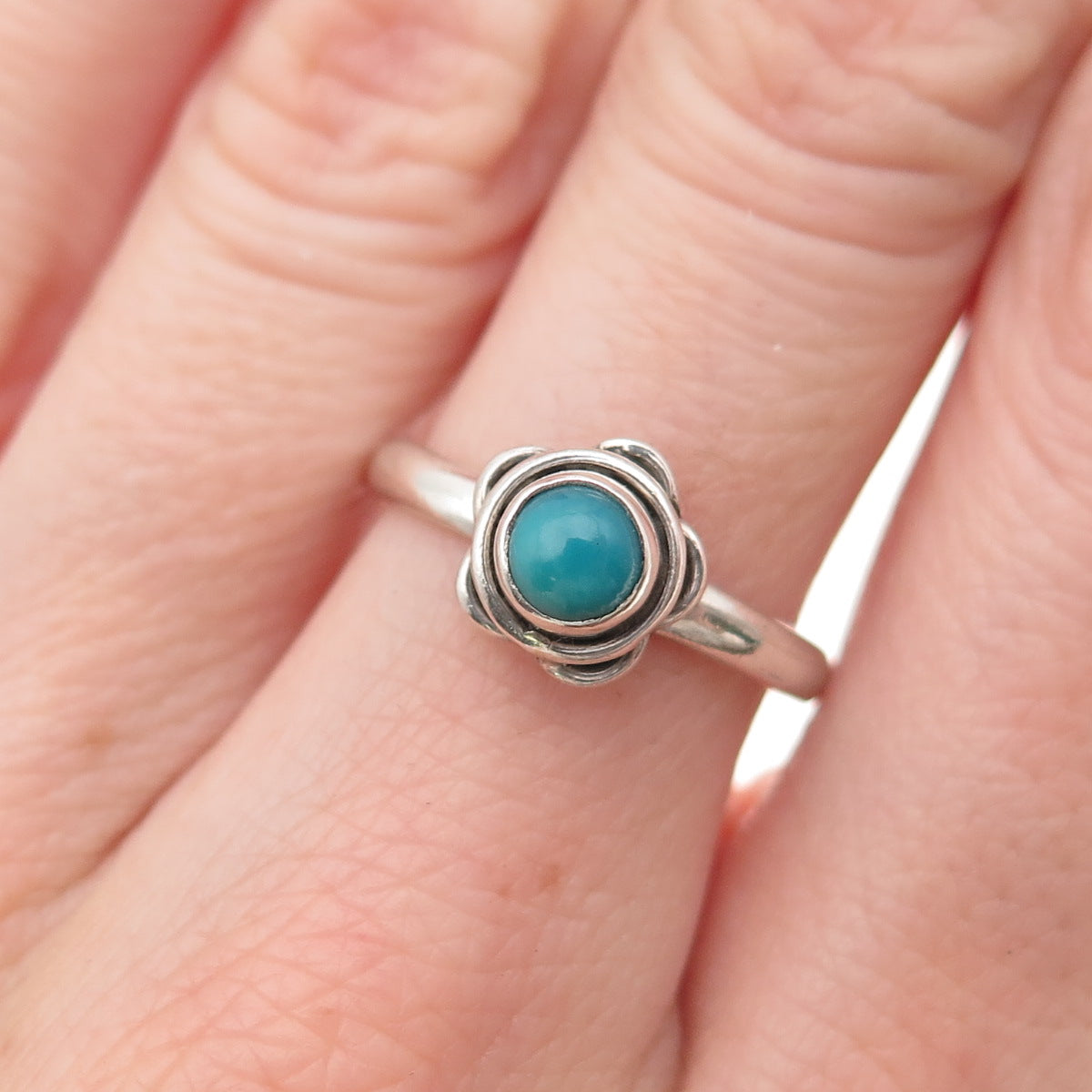 925 Sterling Silver Vintage Real Bisbee Turquoise Flower Ring Size 6.5