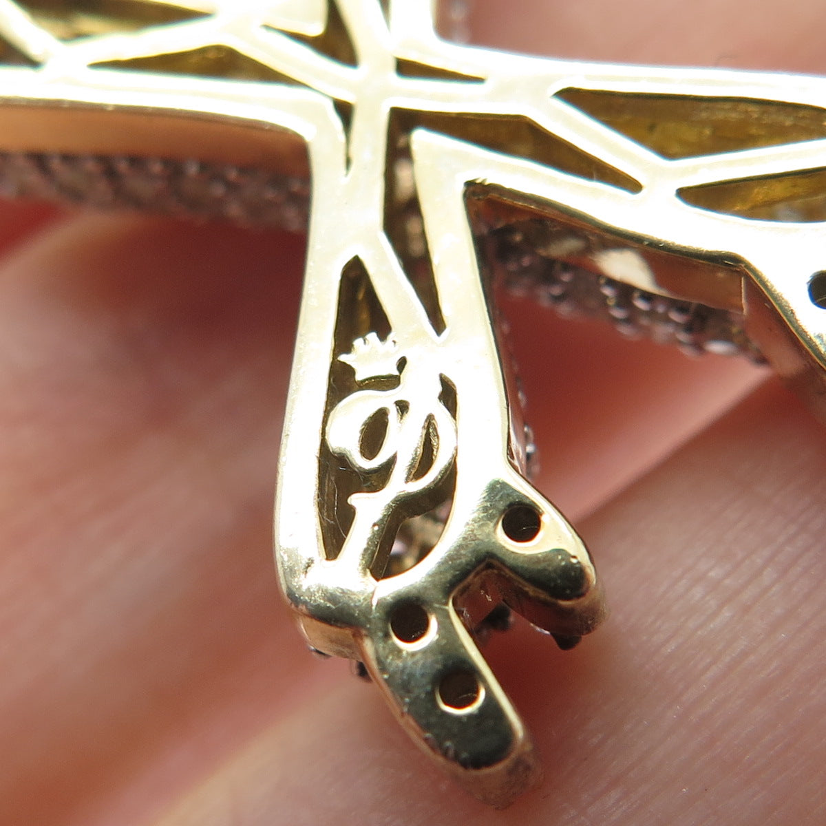 925 Sterling Silver Gold Plated Round-Cut Shaped C Z Letter X Sparkle Pendant