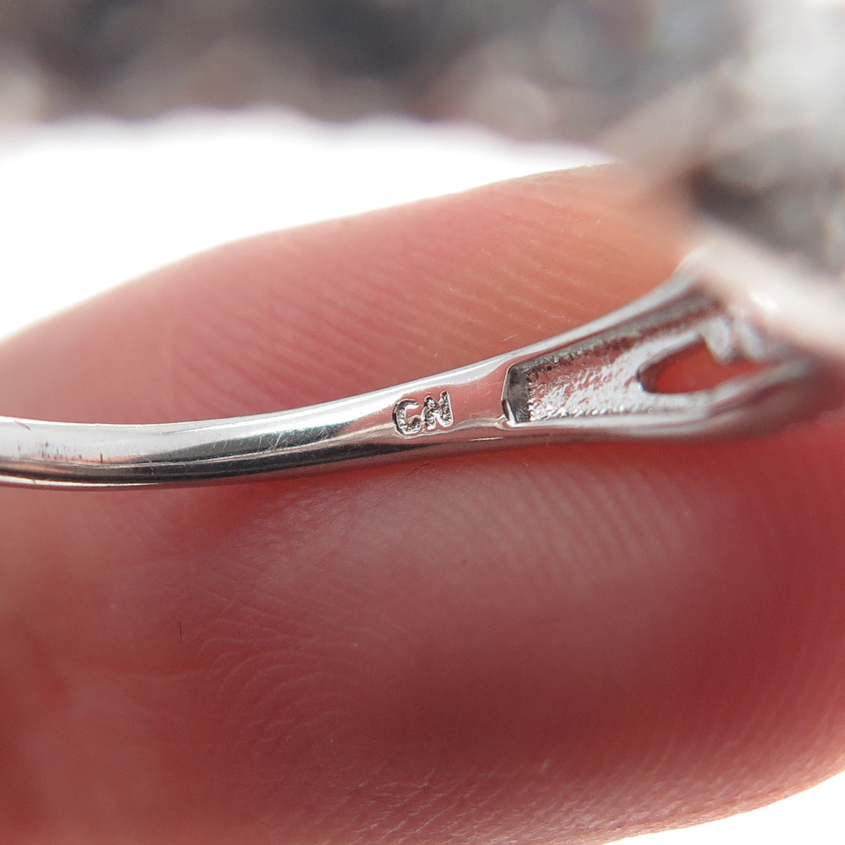 925 Sterling Silver Round-Cut C Z Crisscross Wavy Ring Size 7.25