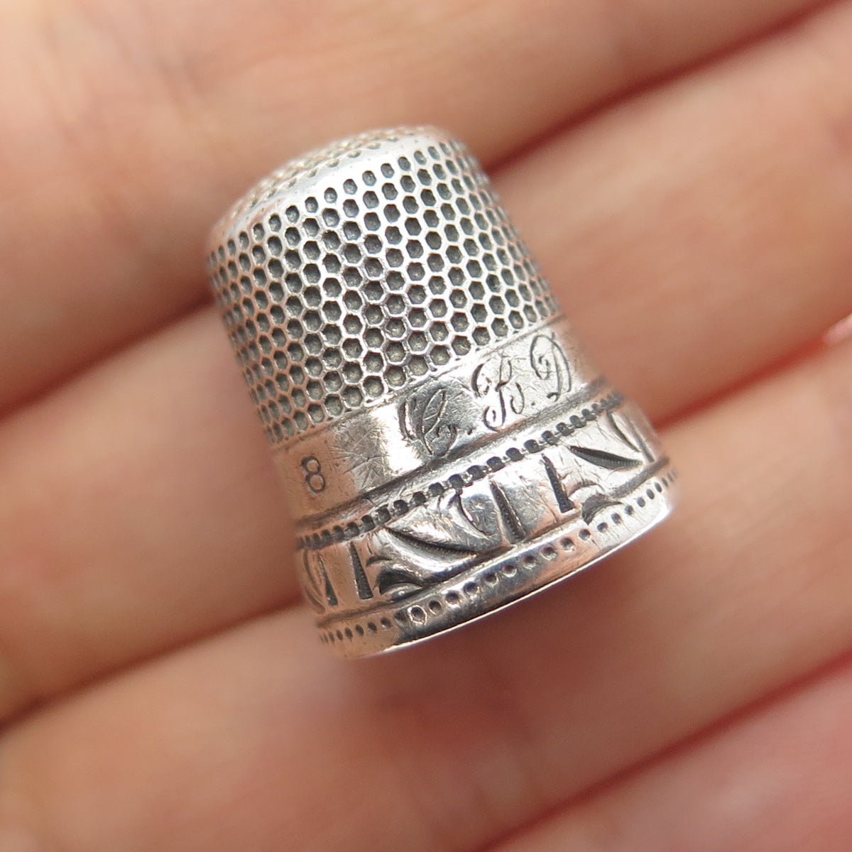 KETCHAM & MCDOUGALL 925 Sterling Silver Antique Engraved Sewing Thimble Size 8