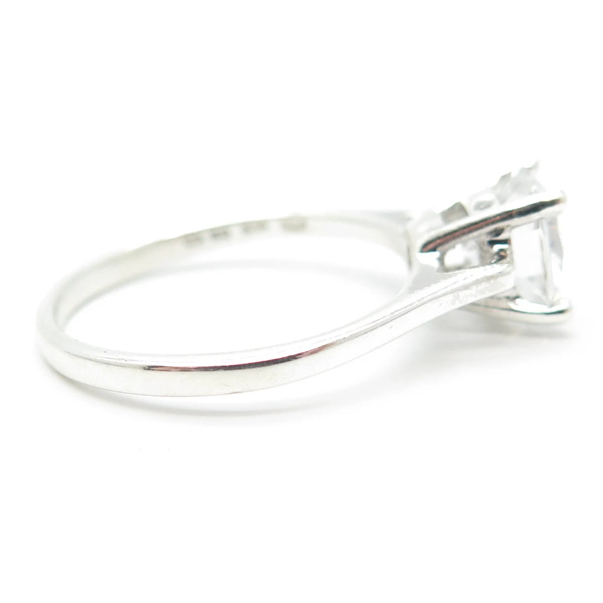 925 Sterling Silver UTC Round-Cut C Z Ring Size 8