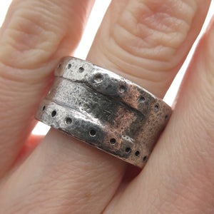 Kenneth Jones 925 Sterling Silver Vintage Modernist Oxidized Band Ring Size 6.75