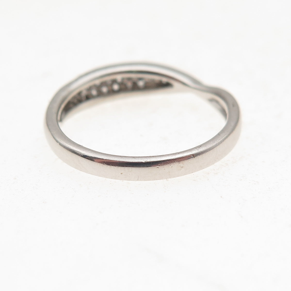 925 Sterling Silver Round-Cut C Z Ring Size 6.75