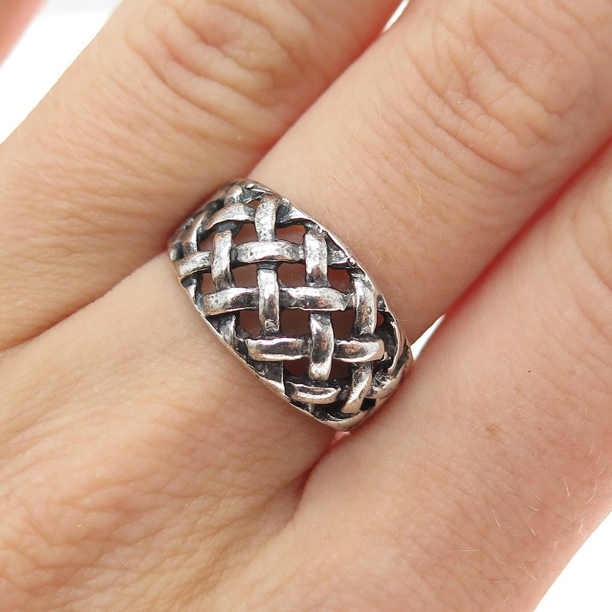 925 Sterling Silver Vintage Woven Oxidized Ring Size 6.75