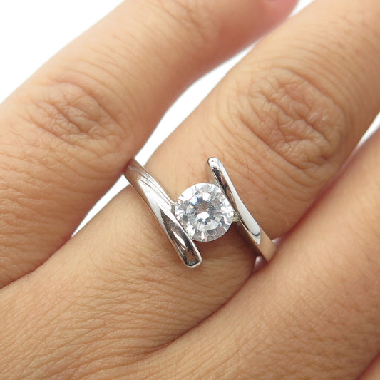 925 Sterling Silver Round-Cut Shaped C Z Bypass Engagement Ring Size 6