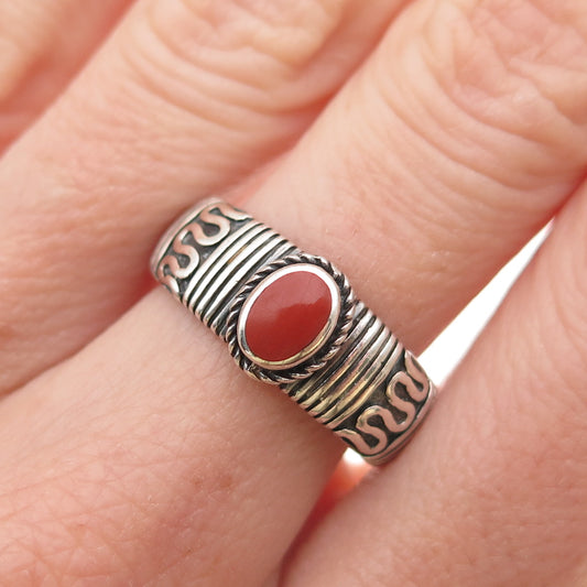 925 Sterling Silver Vintage Real Coral Ornate Oxidized Ring Size 8