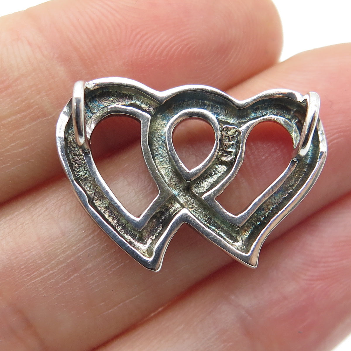 925 Sterling Silver Vintage Loving Hearts Centerpiece Slide Pendant