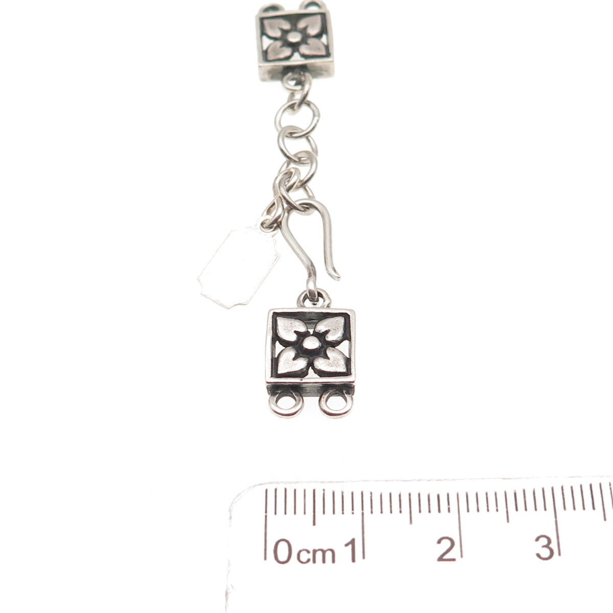 Tres Jolie 925 Sterling Silver Vintage Hook Lock Clasp Necklace Floral Ends