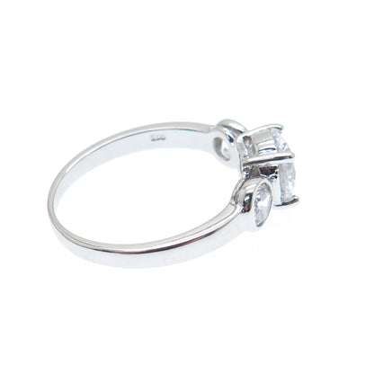 925 Sterling Silver Round-Cut C Z Engagement Ring Size 8