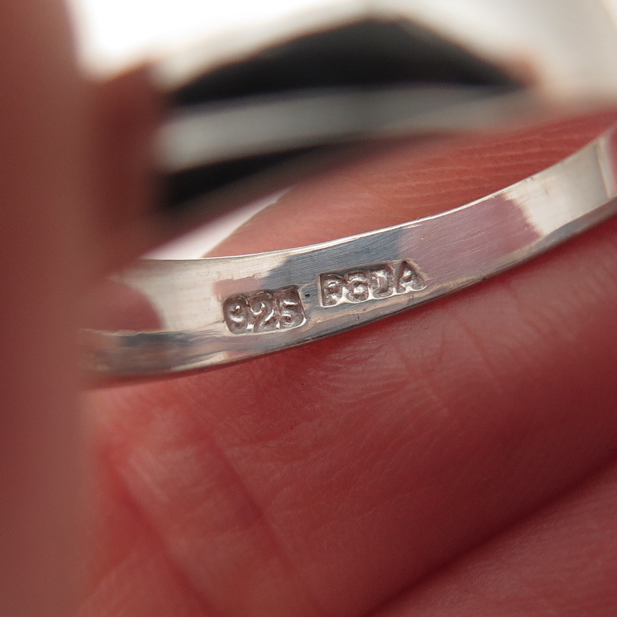 Pagoda 925 Sterling Silver Vintage Round-Cut C Z Band Ring Size 7