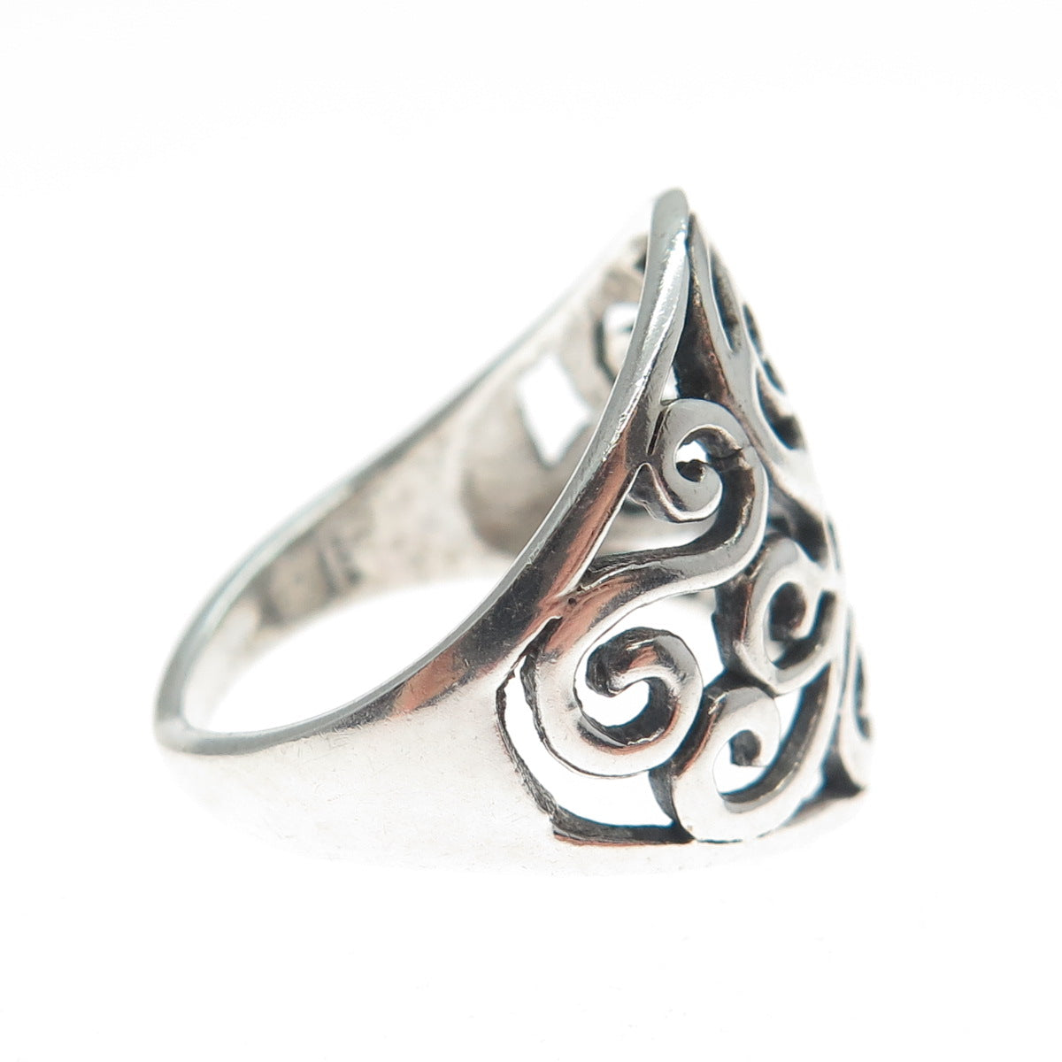 925 Sterling Silver Vintage Swirl Oxidized Ring Size 6