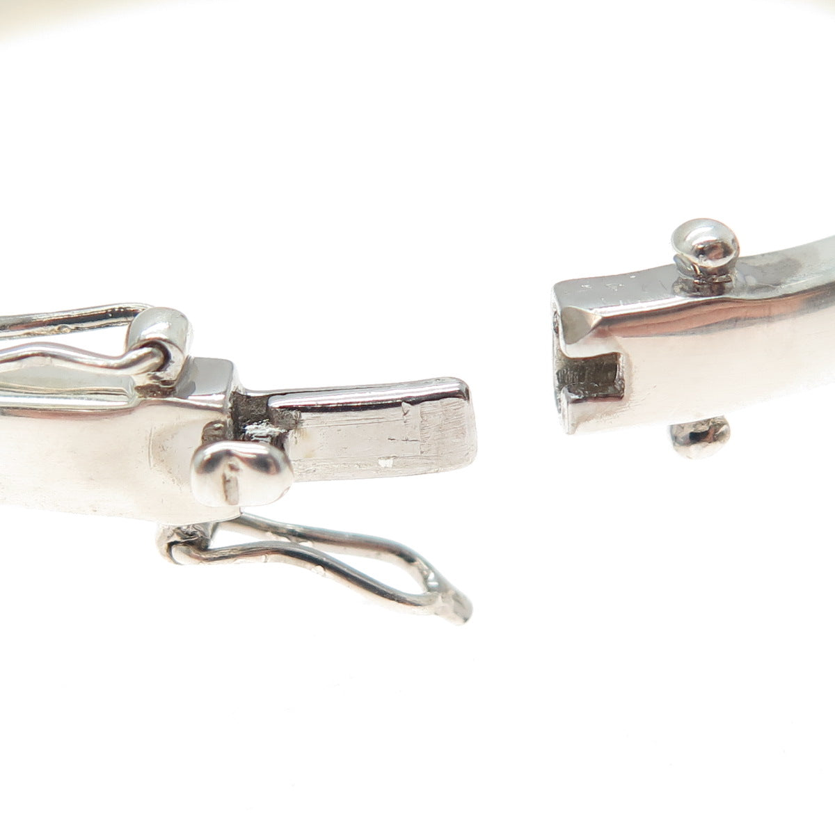 925 Sterling Vintage ALD London Real Diamond Accent Heart Bangle Bracelet 6.5"