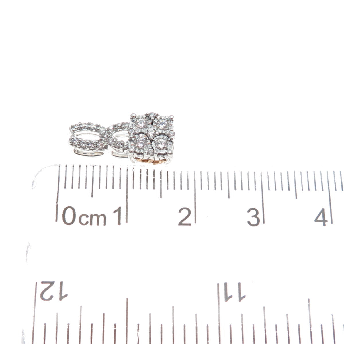 925 Sterling Silver Round-Cut Shaped C Z Diamond-Cut Lock Mini Slide Pendant