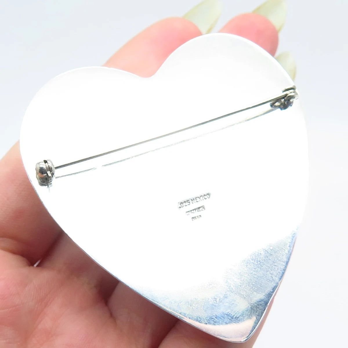 925 Sterling Silver Vintage Mexico Puffy Ribbed Heart Pin Brooch