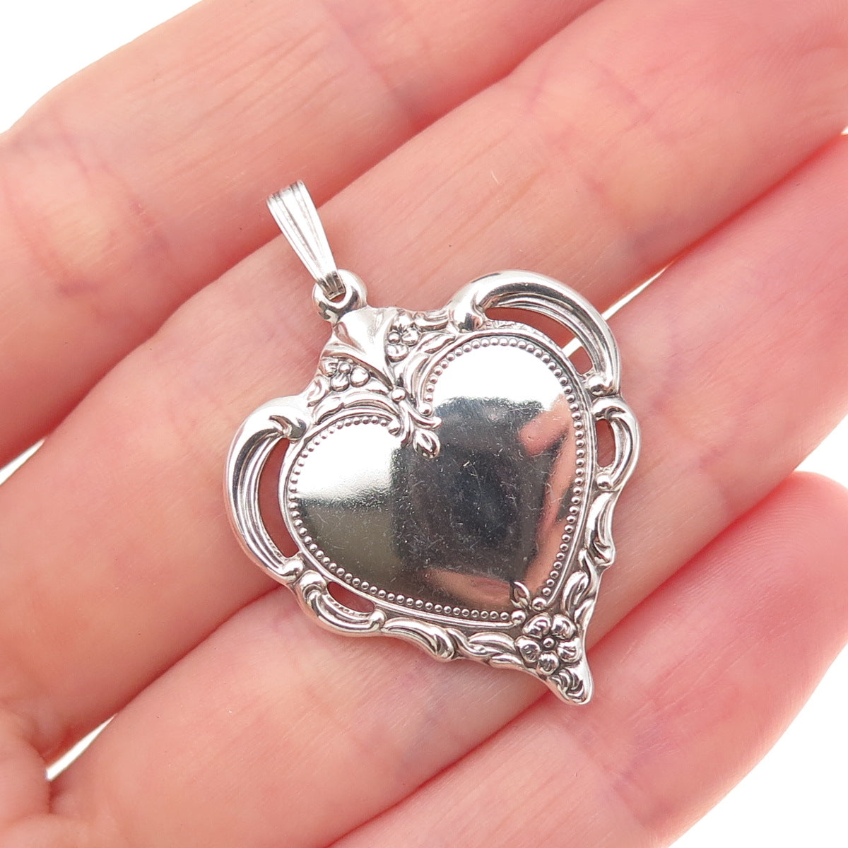 Towle 925 Sterling Silver Vintage 1976 Floral Heart Charm Pendant