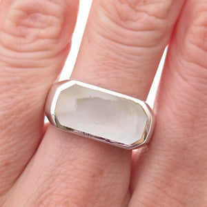 925 Sterling Silver Vintage Real MOP Modernist Oxidized Ring Size 8.75
