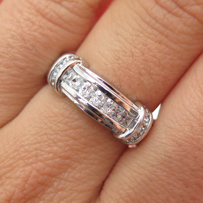 925 Sterling Silver Princess & Round-Cut C Z Ring Size 7.25