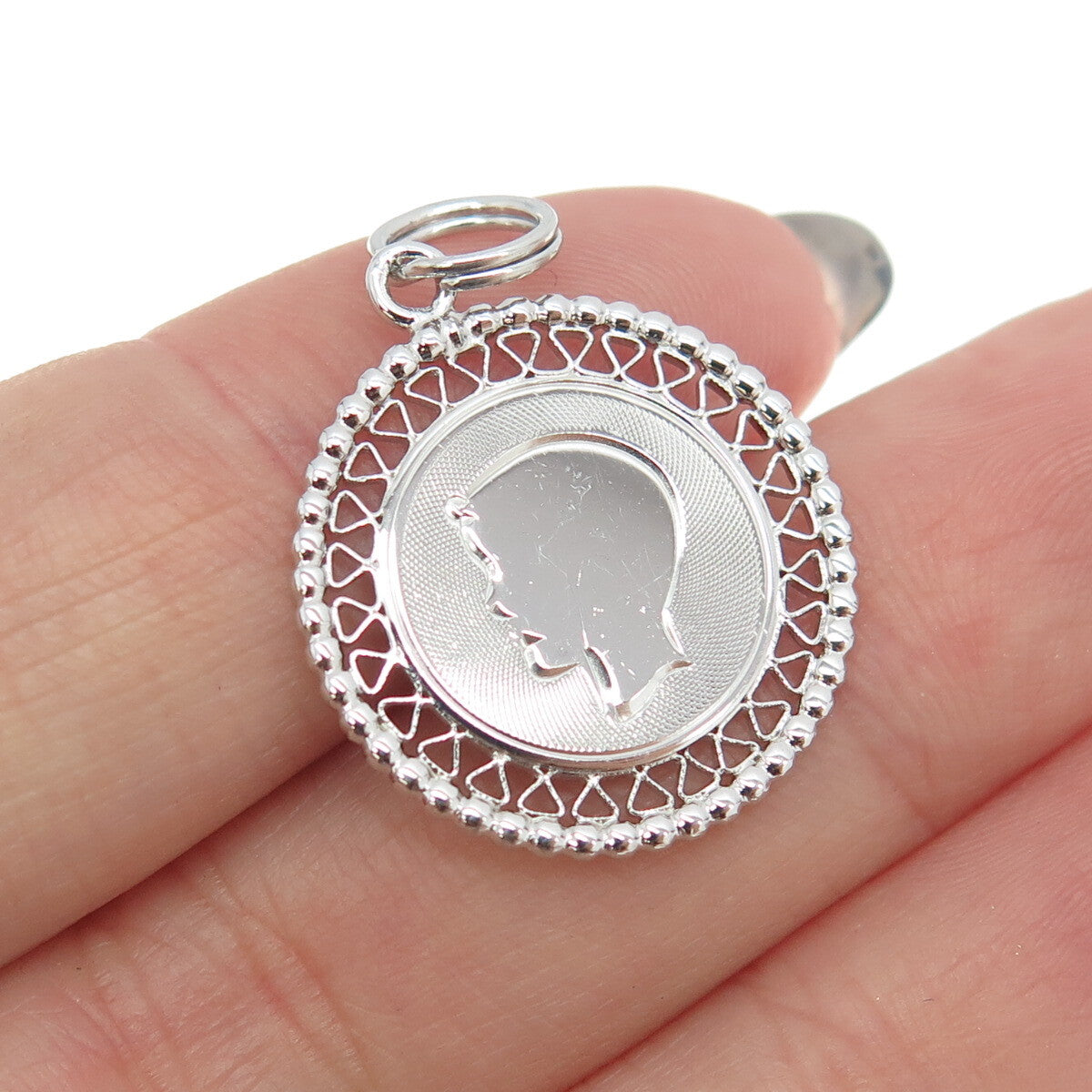 925 Sterling Silver Vintage Boy Filigree Round Charm Pendant