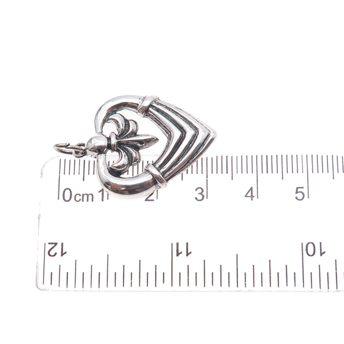 925 Sterling Silver Vintage Fleur de Lis Heart Oxidized Charm Pendant