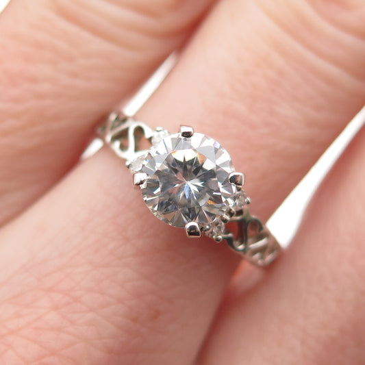 925 Sterling Silver Vintage Round-Cut C Z Heart Engagement Ring Size 7