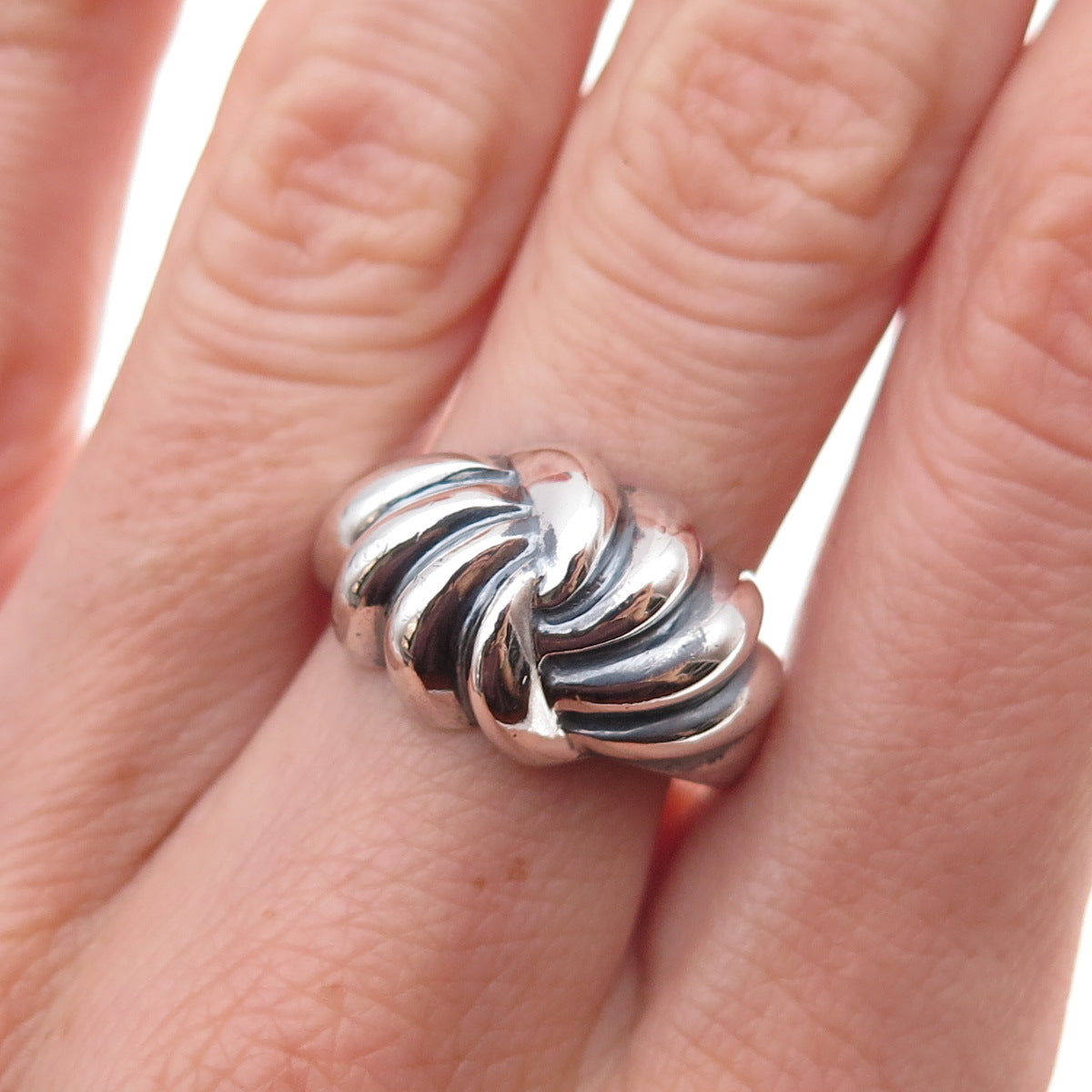 925 Sterling Silver Vintage Modernist Oxidized Ring Size 8.25