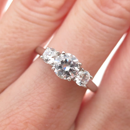 925 Sterling Silver Round-Cut C Z Engagement Ring Size 7.25