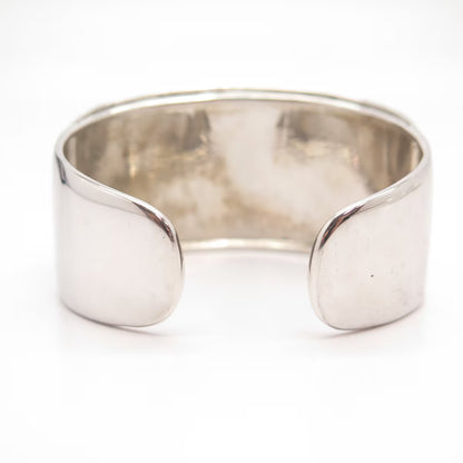 925 Sterling Silver Vintage Hammered Ornate Heart Wide Cuff Bracelet 7 1/4"