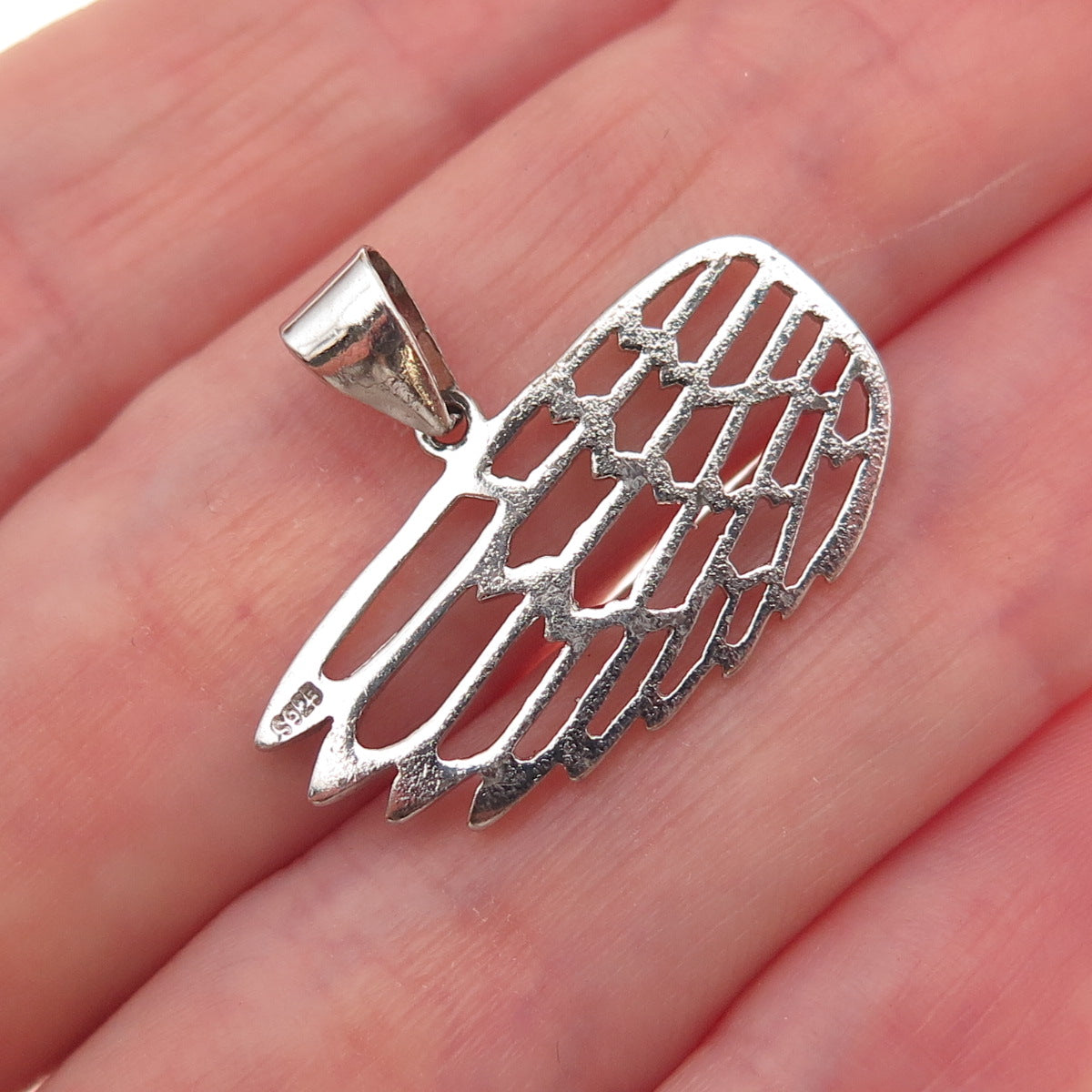 925 Sterling Silver Vintage Angel Wing Charm Pendant