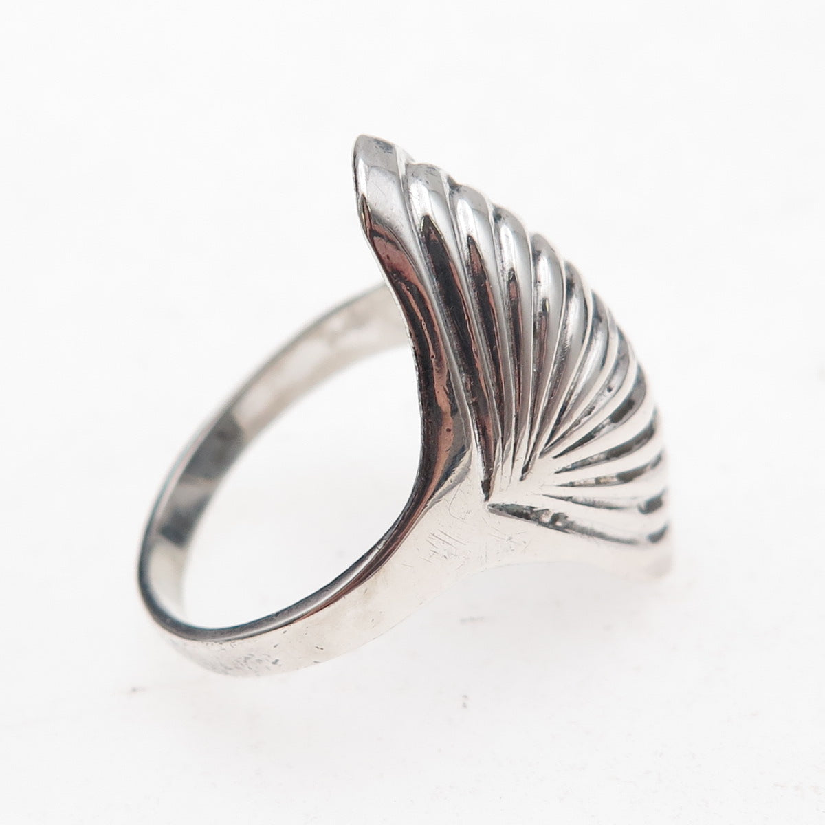 925 Sterling Silver Vintage Modernist Ribbed Dome Oxidized Ring Size 8