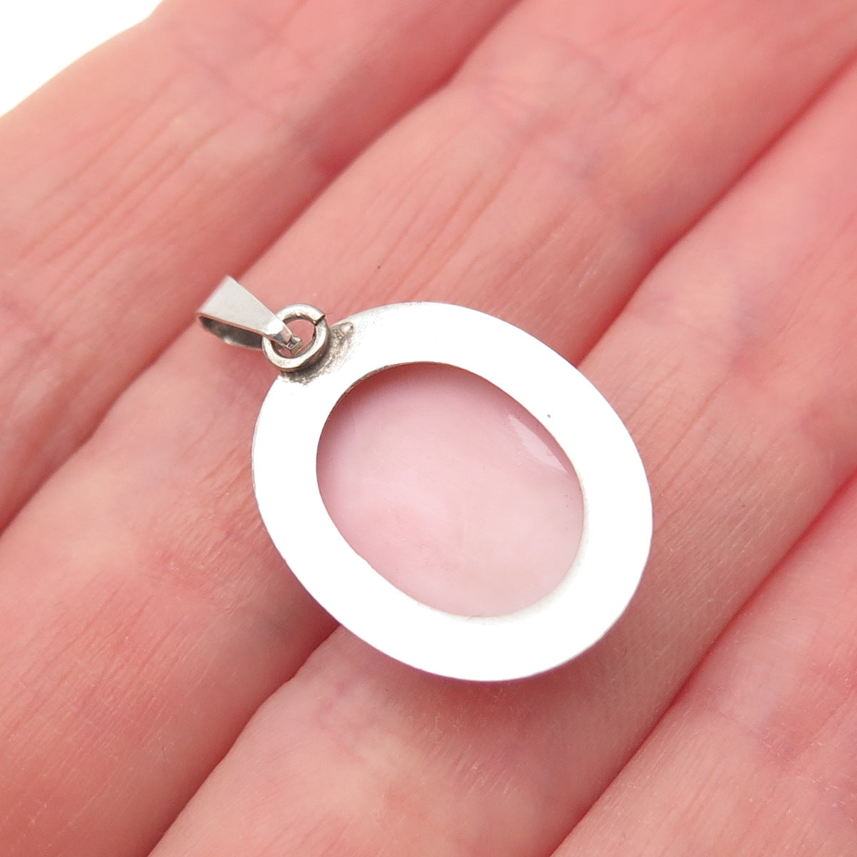 925 Sterling Silver 2-Tone Antique Art Deco Real MOP Carved Lady Cameo Pendant