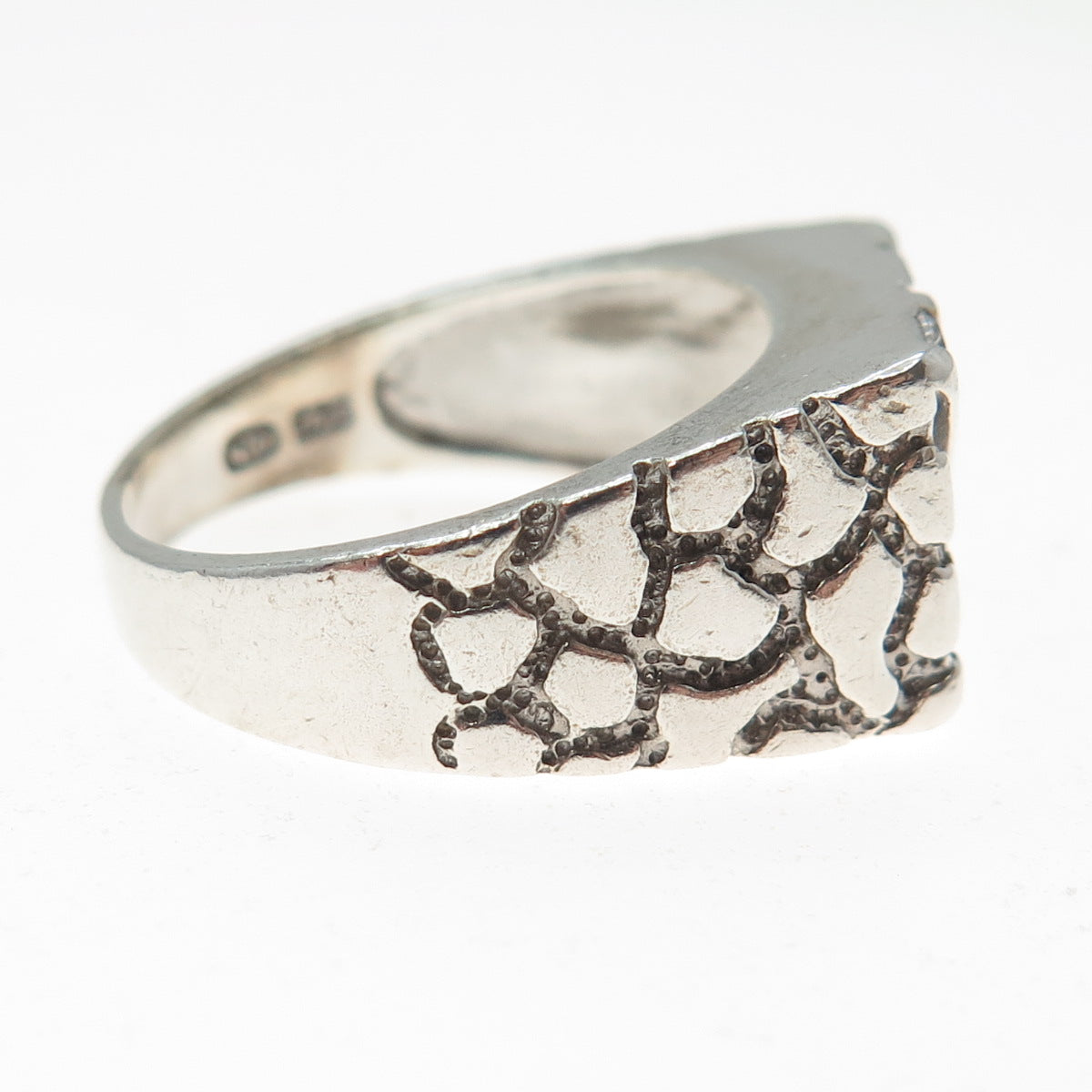 925 Sterling Silver Vintage Round-Cut C Z Dragon Skin Oxidized Ring Size 10.75