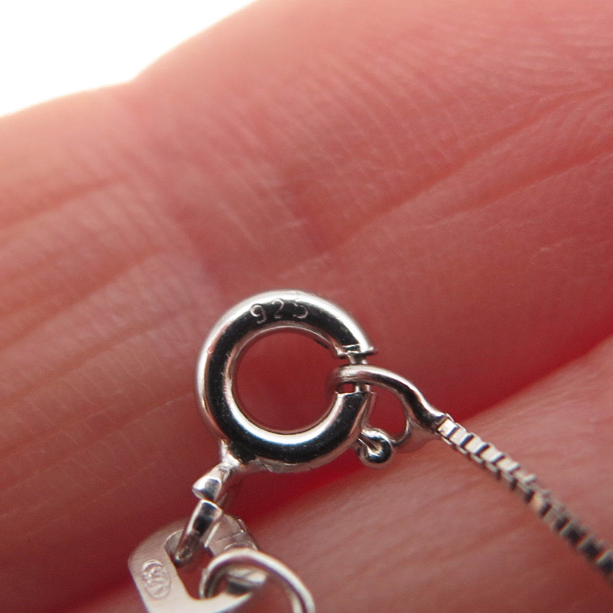 925 Sterling Silver Round-Cut C Z Letter B Initial Box Chain Necklace 18"