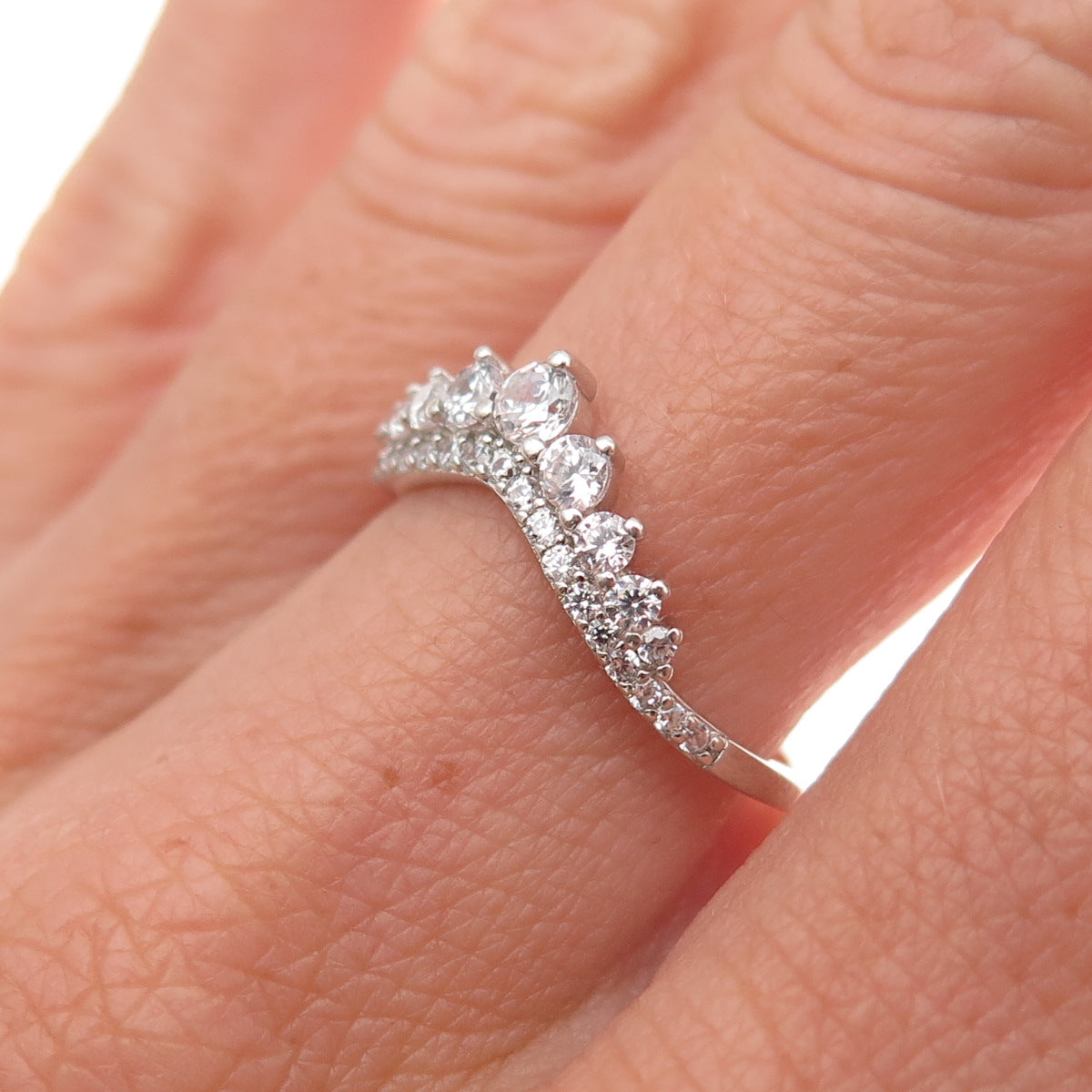 925 Sterling Silver Round-Cut C Z Tiara Ring Size 7