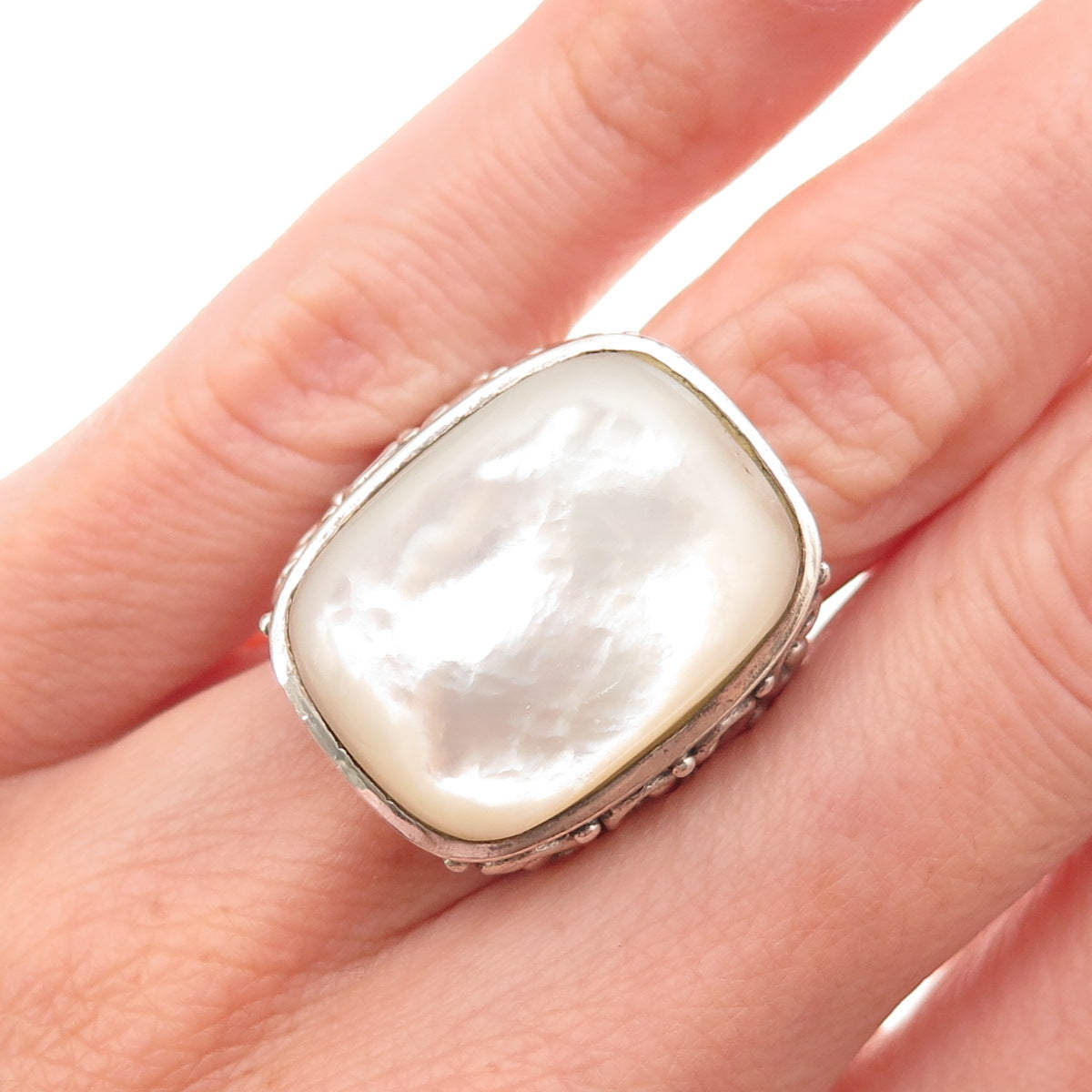 Ken Crafts 925 Sterling Silver Vintage Real MOP Oxidized Ring Size 6