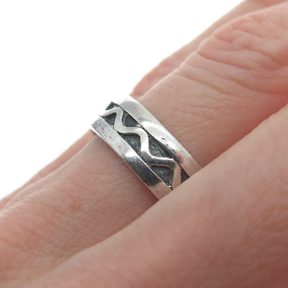 925 Sterling Silver Vintage Zig Zag All Around Oxidized Band Ring Size 9