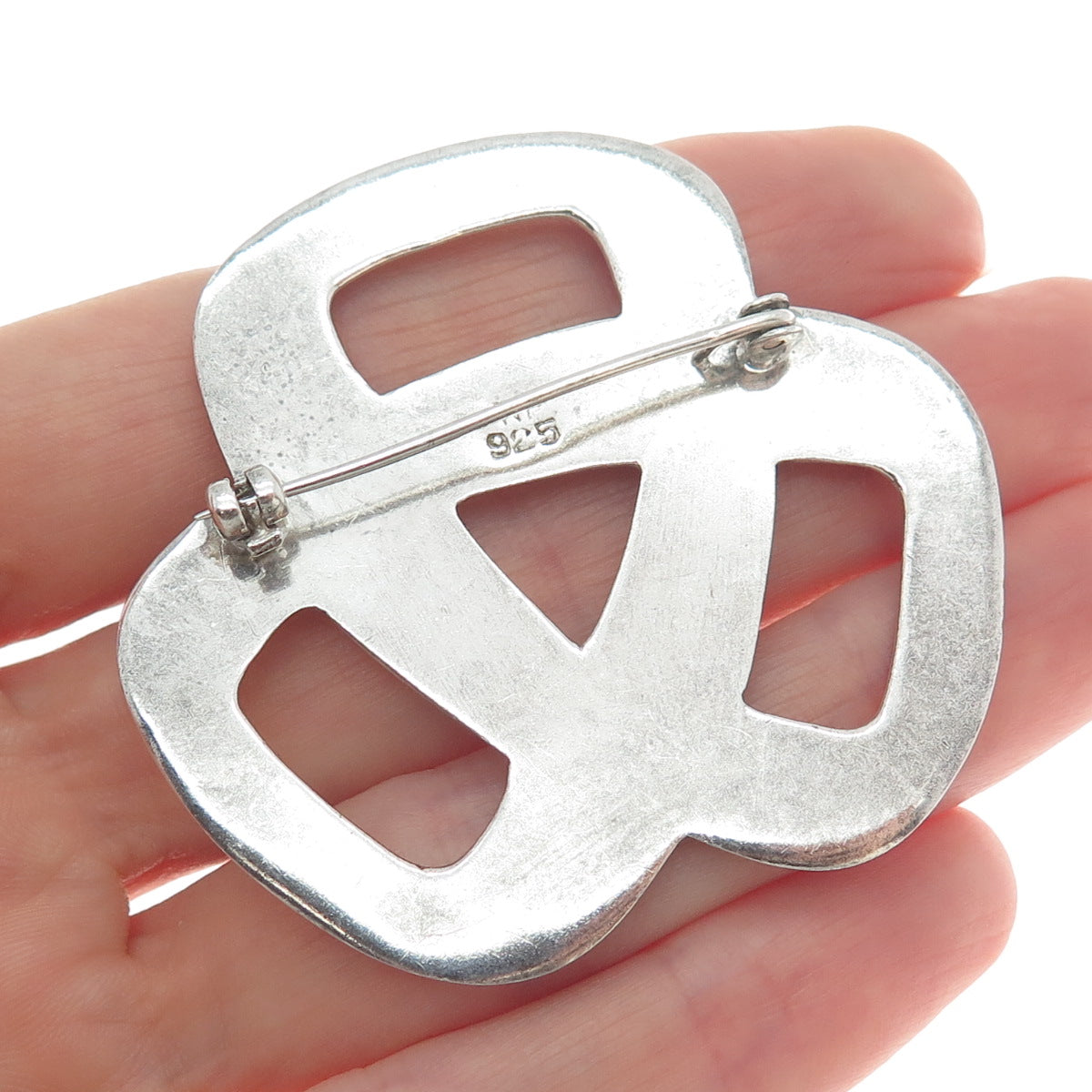 CHAPAL ZENRAY 925 Sterling Silver Vintage Trinity Knot Oxidized Pin Brooch