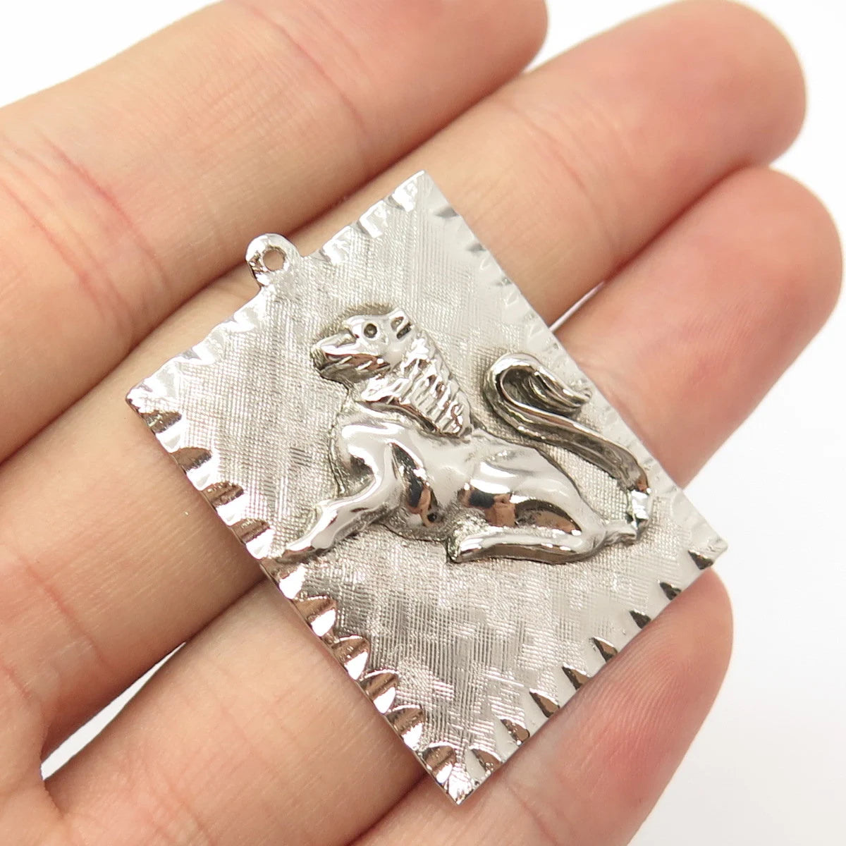 925 Sterling Silver Vintage Leo Zodiac Sign Pendant