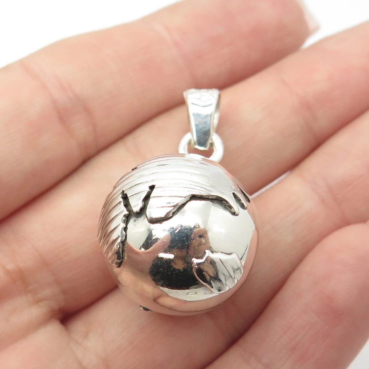 925 Sterling Silver Vintage Mexico Globe Pendant