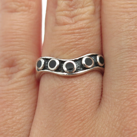 925 Sterling Silver Vintage Black Enamel Wavy Ring Size 6.75