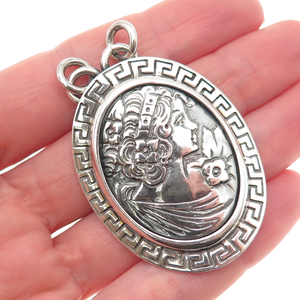 925 Sterling Silver Vintage Lady Cameo Oxidized Centerpiece Pendant